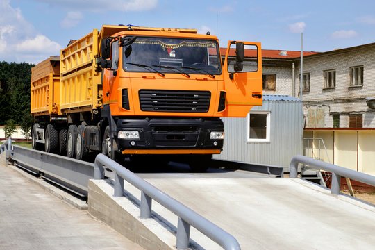 Trucks Weigh in on The Highway